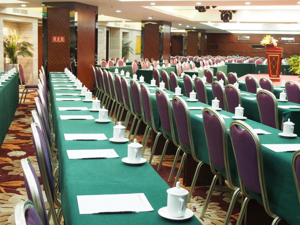 Chengdu Liwan International Hotel Екстериор снимка