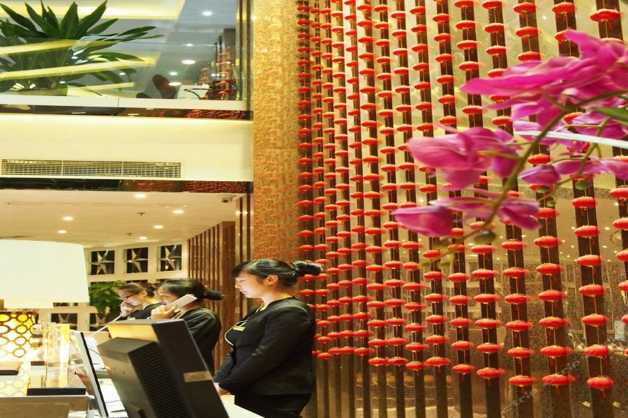 Chengdu Liwan International Hotel Екстериор снимка